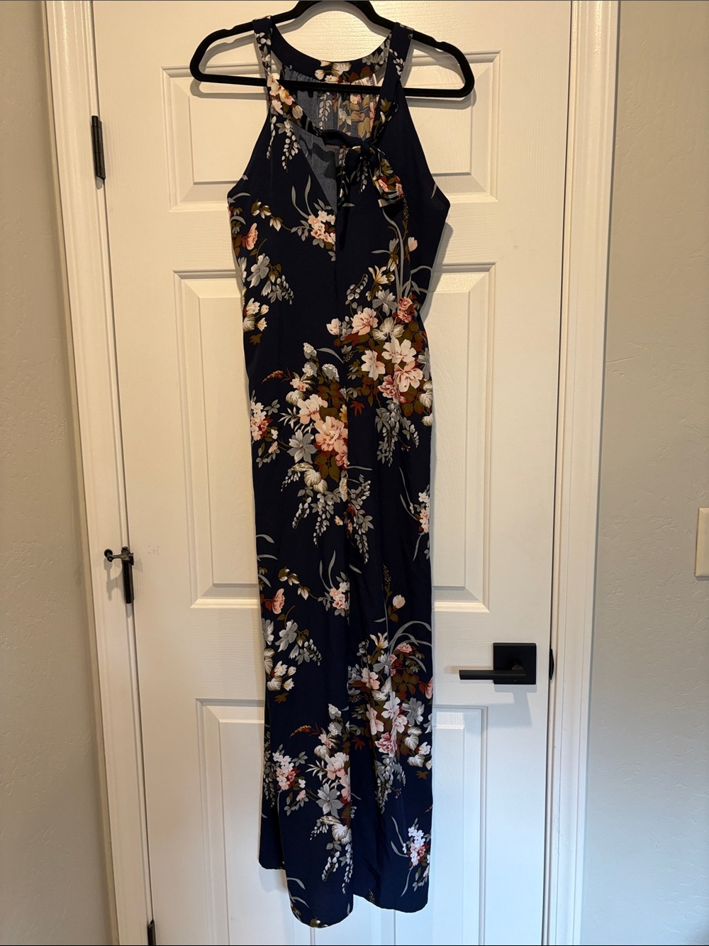 SHEIN Navy Floral Halter Maxi with Pink & Cream Blooms Size Large - Picture 3 of 9